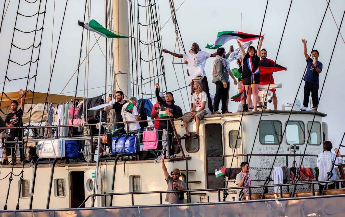 flotilla.jpg